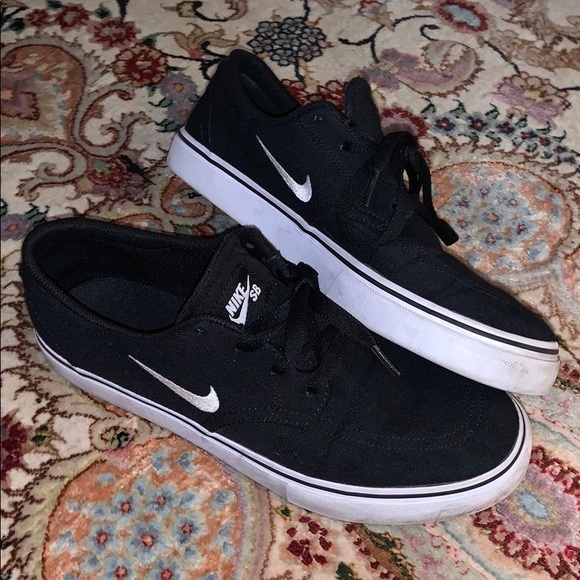 Nike Other - Nike men’s SB clutch skateboarding shoe sneaker